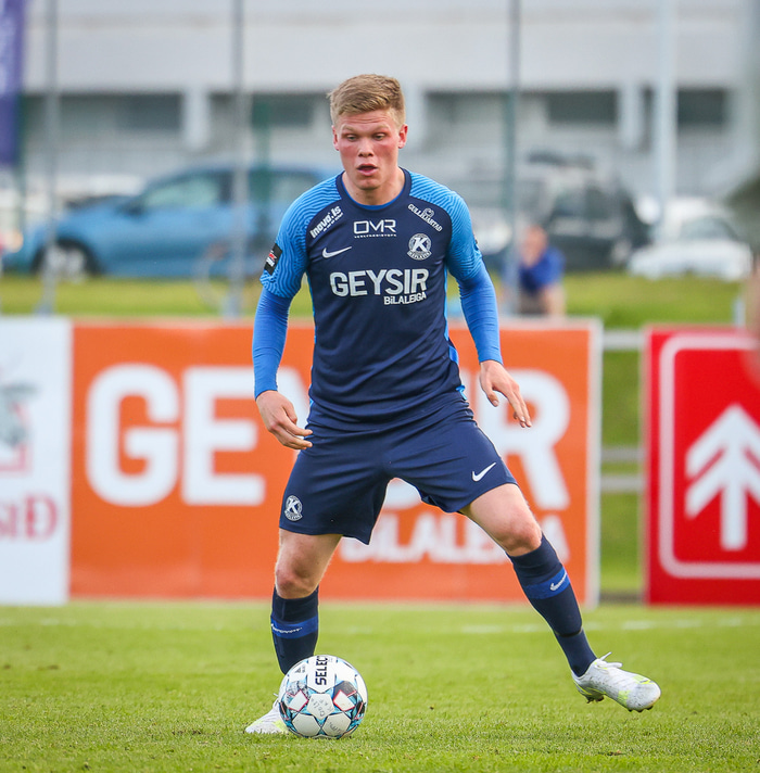 Ástbjörn Þórðarson er búinn að koma Keflvíkingum yfir gegn ÍA