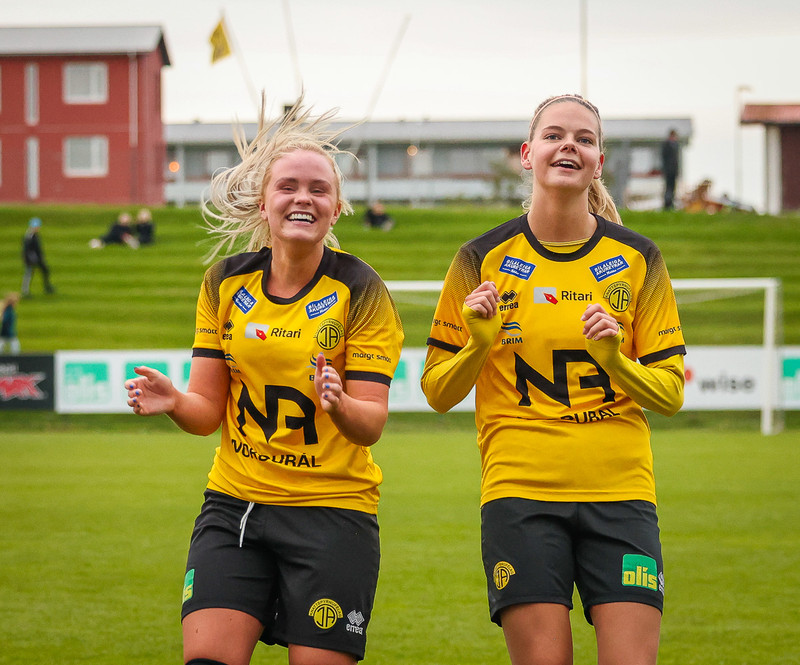 2. deild kvenna: Þriðji sigur ÍA í röð - Fram með fullt hús
