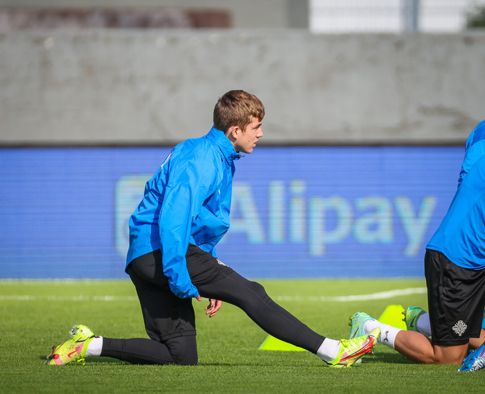 Ísak á landsliðsæfingu.