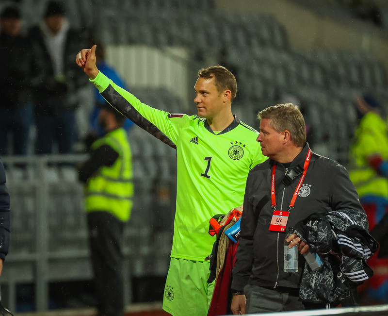 Manuel Neuer er í markinu