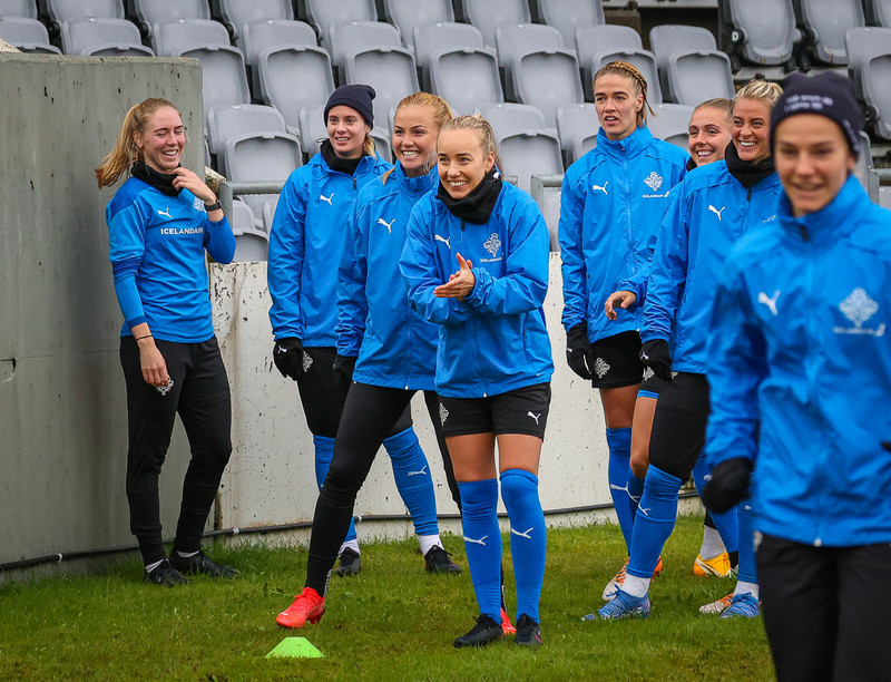 „Verðum að þora vera með boltann, þora að vera við sjálfar á vellinum"
