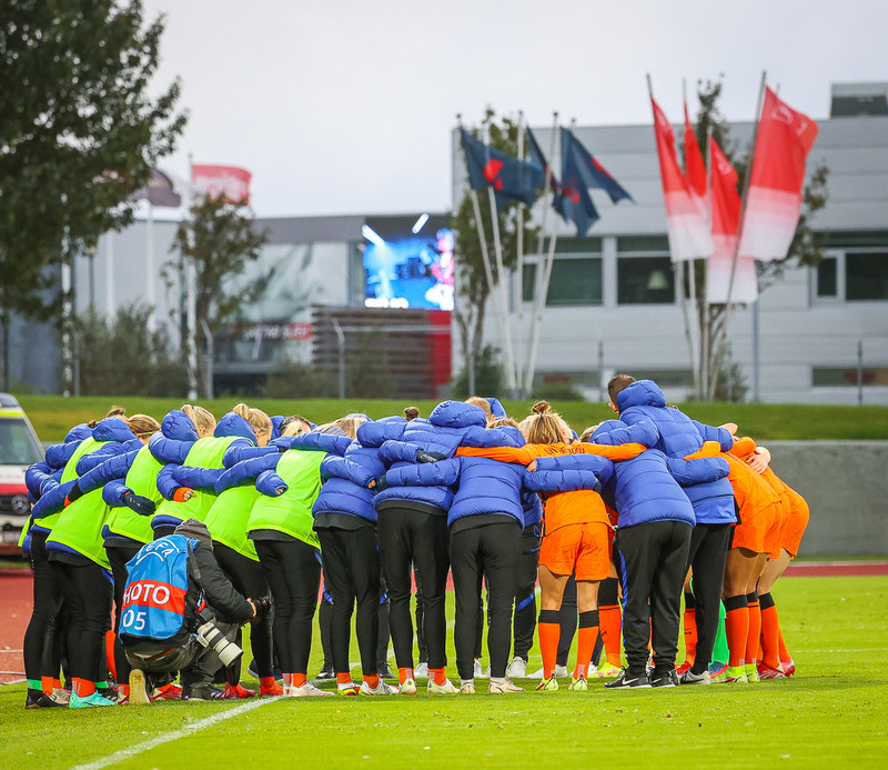 Myndaveisla 1: Holland vann Ísland á Laugardalsvelli