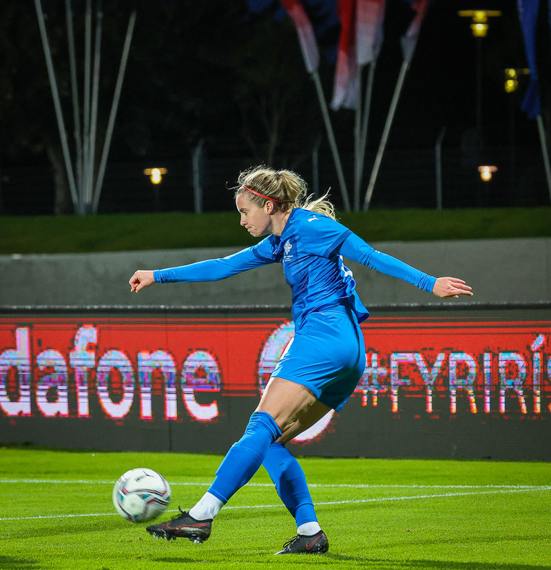 Myndaveisla 1: Holland vann Ísland á Laugardalsvelli
