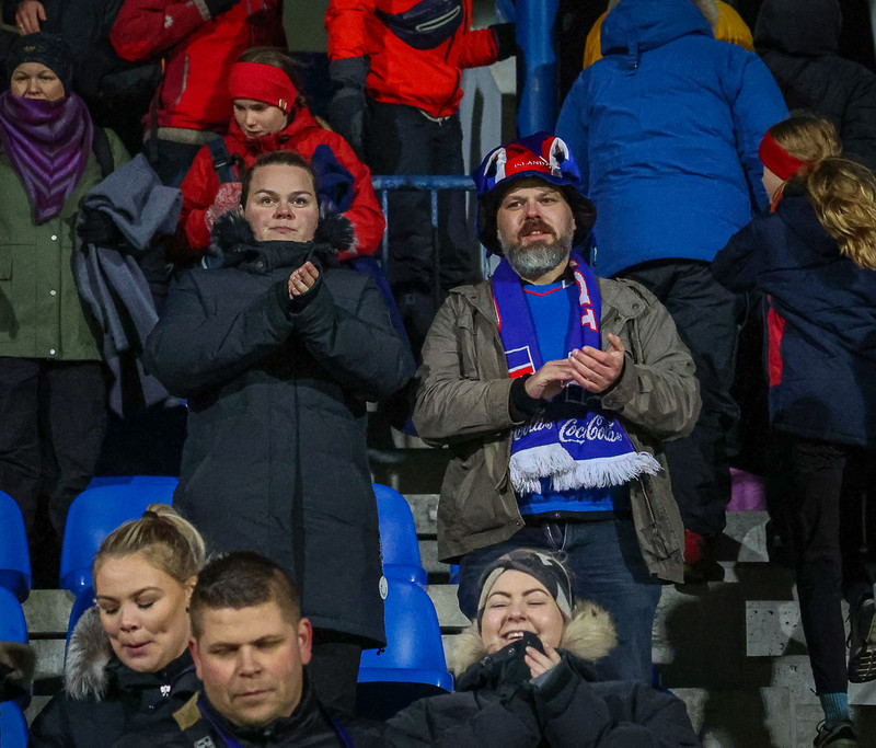 Myndaveisla 1: Holland vann Ísland á Laugardalsvelli