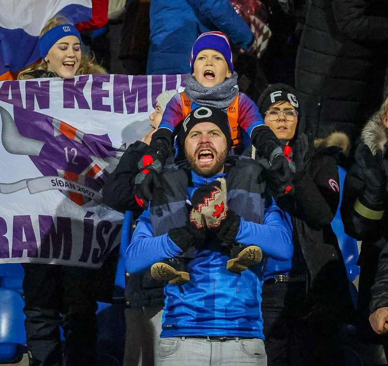 Myndaveisla 1: Holland vann Ísland á Laugardalsvelli