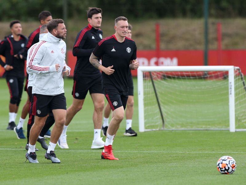 Phil Jones á æfingasvæði Manchester United.