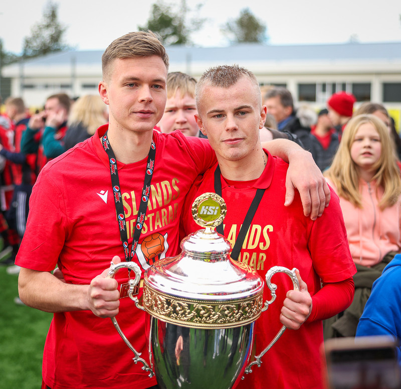 Kristall Máni Ingason (t.h.) vann tvöfalt á síðasta tímabili með Víkingum