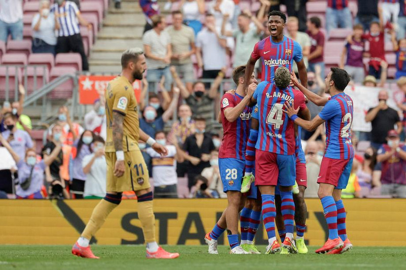 Spánn um helgina - El Clasico og toppslagur í Madríd