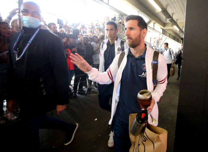 Messi byrjar hjá PSG.
