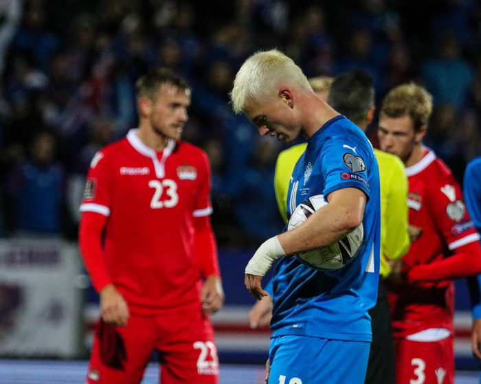 Albert skoraði tvisvar af vítapunktinum.
