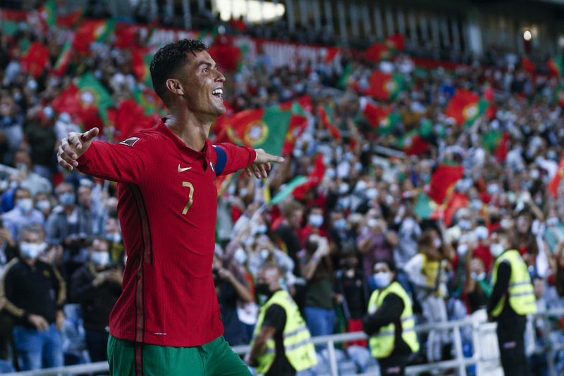 Byrjunarlið kvöldsins: Ronaldo og Bernardo saman í sóknarlínu
