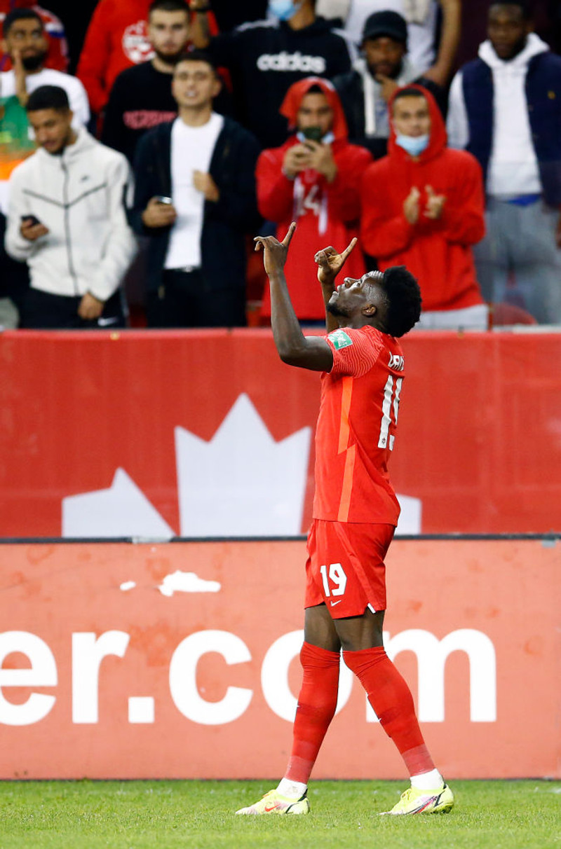 Alphonso Davies er í hópnum