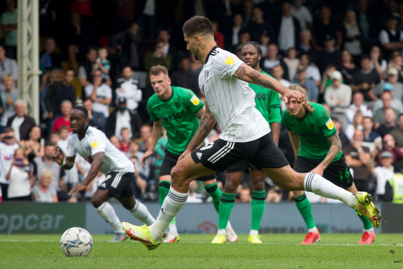 Mitrovic skoraði af vítapunktinum.