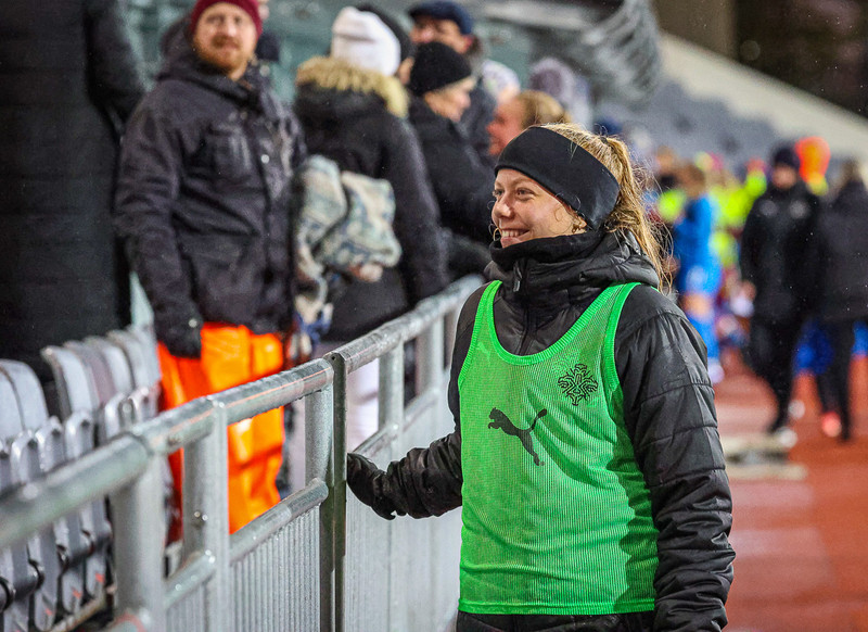 „Við erum himinlifandi að hún velji Ísland"