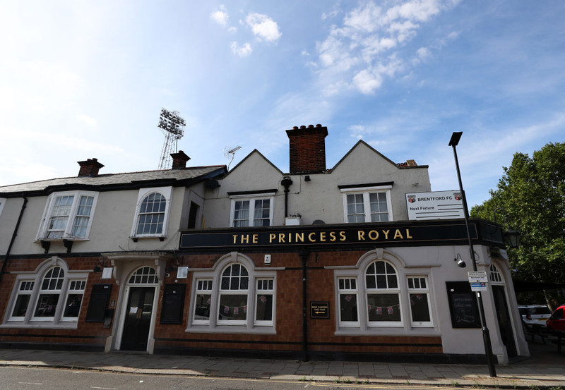 The Princess Royal barinn í Brentford er vinsæll.