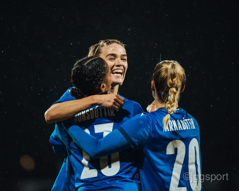 Myndaveisla: Ísland vann Kýpur á Laugardalsvelli
