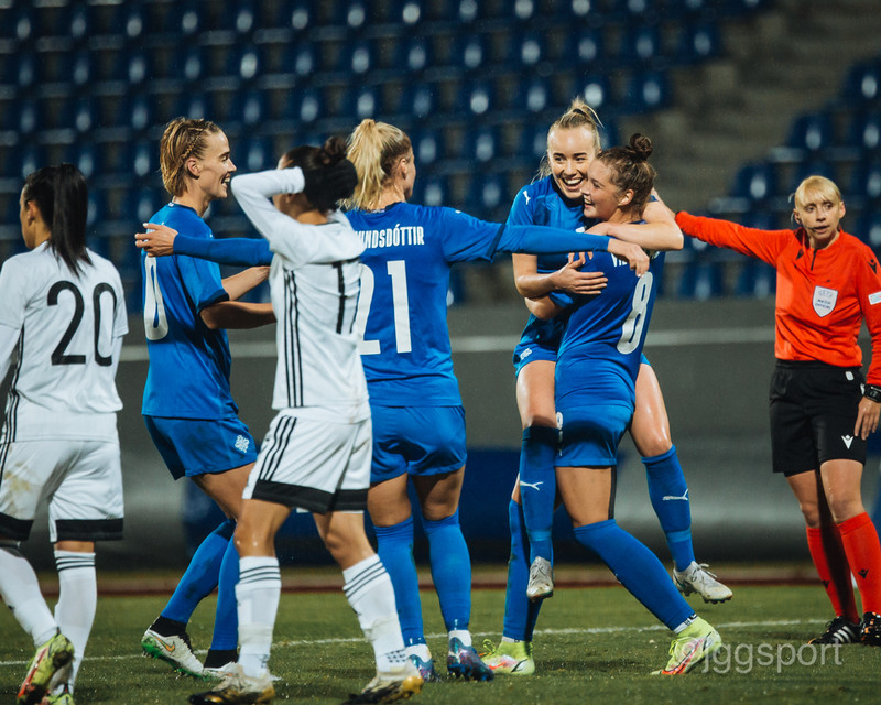 Myndaveisla: Ísland vann Kýpur á Laugardalsvelli