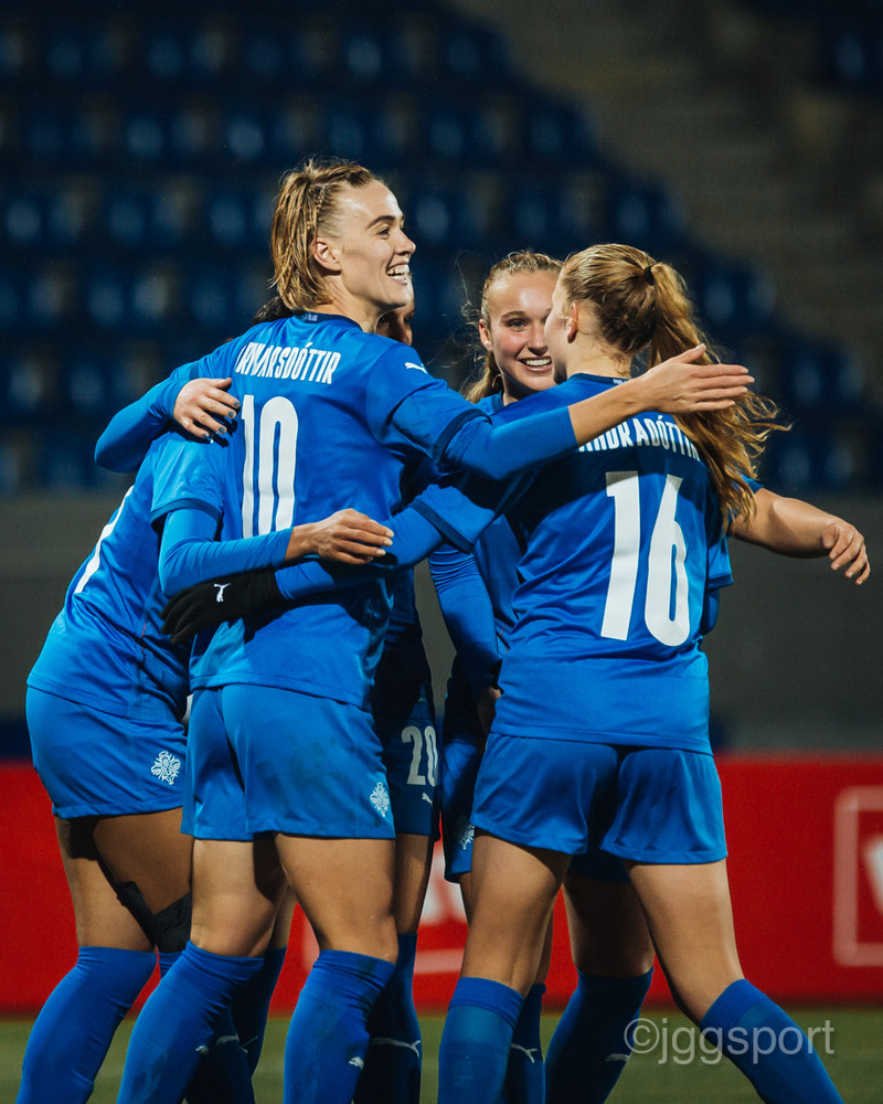 Myndaveisla: Ísland vann Kýpur á Laugardalsvelli