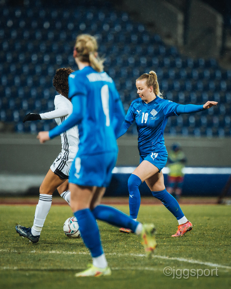Myndaveisla: Ísland vann Kýpur á Laugardalsvelli
