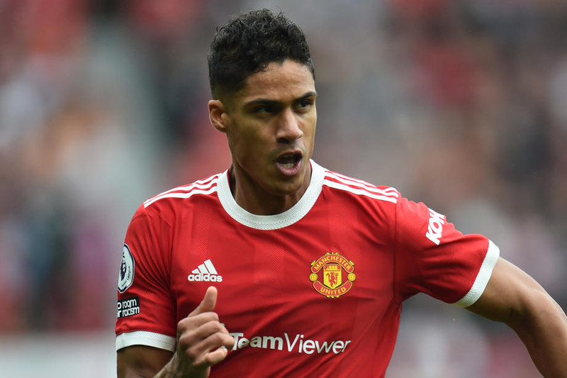 Varane leggur skóna á hilluna (Staðfest)