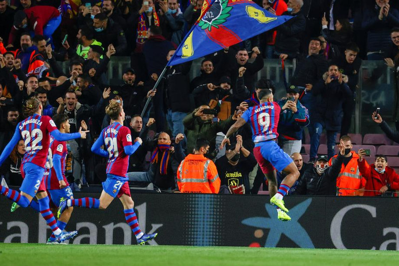 Spánn um helgina - Barcelona og Betis mætast
