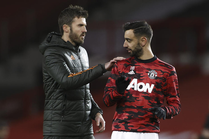 Carrick og Bruno Fernandes.