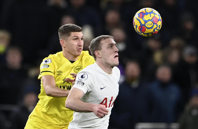 Oliver Skipp er í byrjunarliðinu