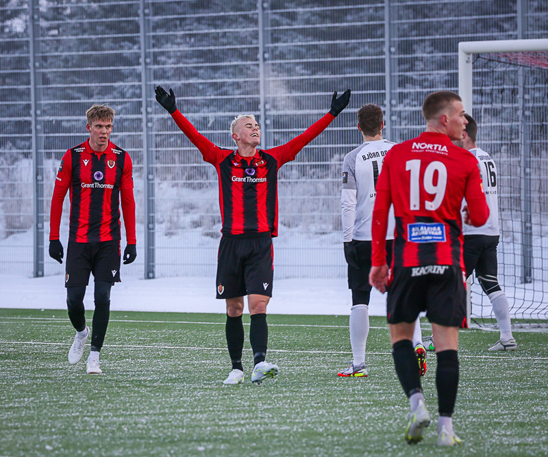 Myndaveisla: Víkingur vann FH í BOSE-bikarnum