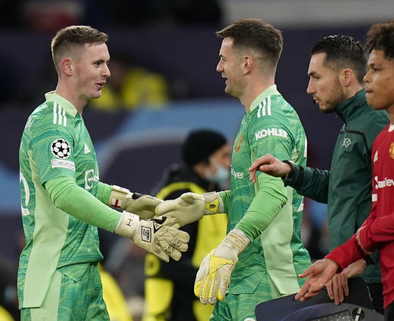 Liverpool og Man Utd bjóða þriðju markvörðunum nýja samninga