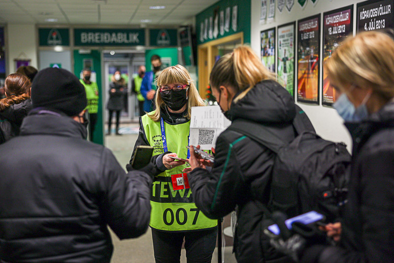 Myndaveisla: Kafaldsbylur þegar Real Madrid kom í Kópavoginn