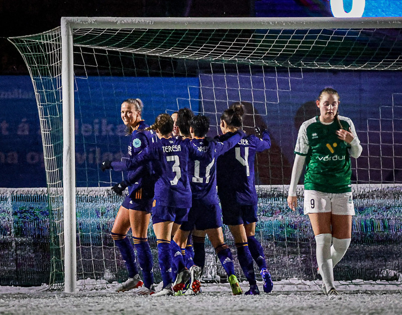 Myndaveisla: Kafaldsbylur þegar Real Madrid kom í Kópavoginn