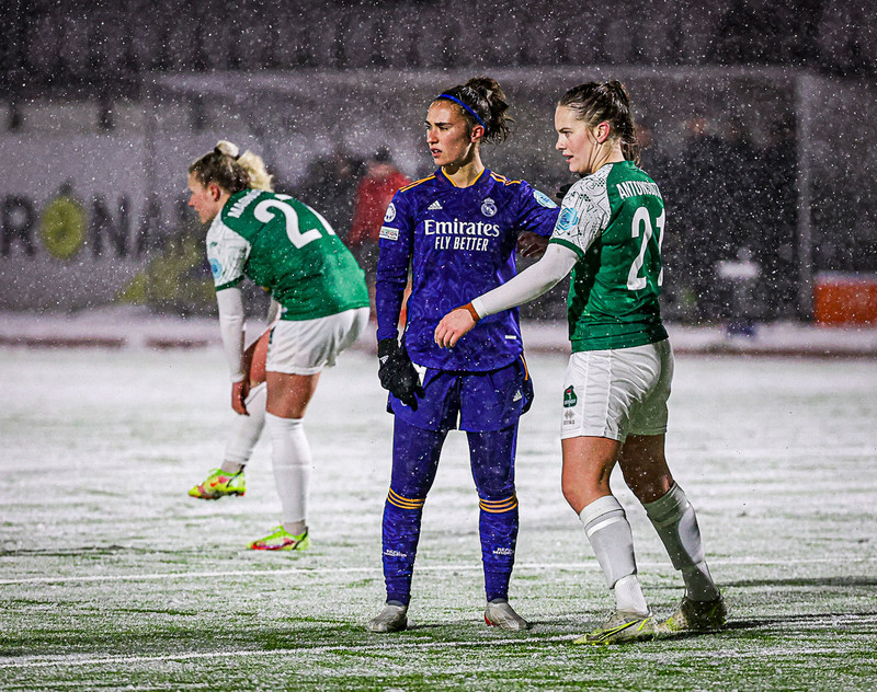 Myndaveisla: Kafaldsbylur þegar Real Madrid kom í Kópavoginn