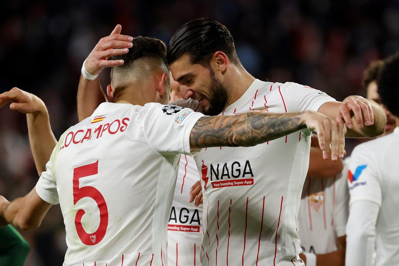 Spánn: Villarreal í Sambandsdeildina eftir sigur á Nývangi