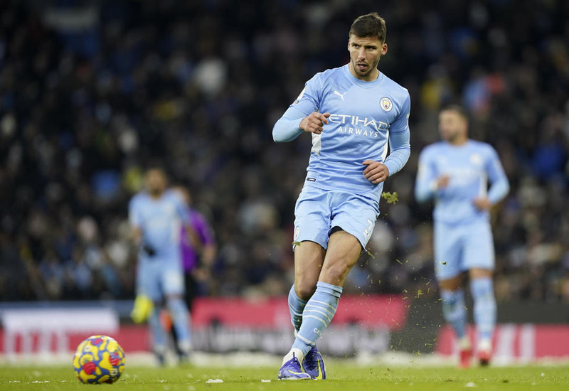 Ruben Dias kemur inn fyrir John Stones