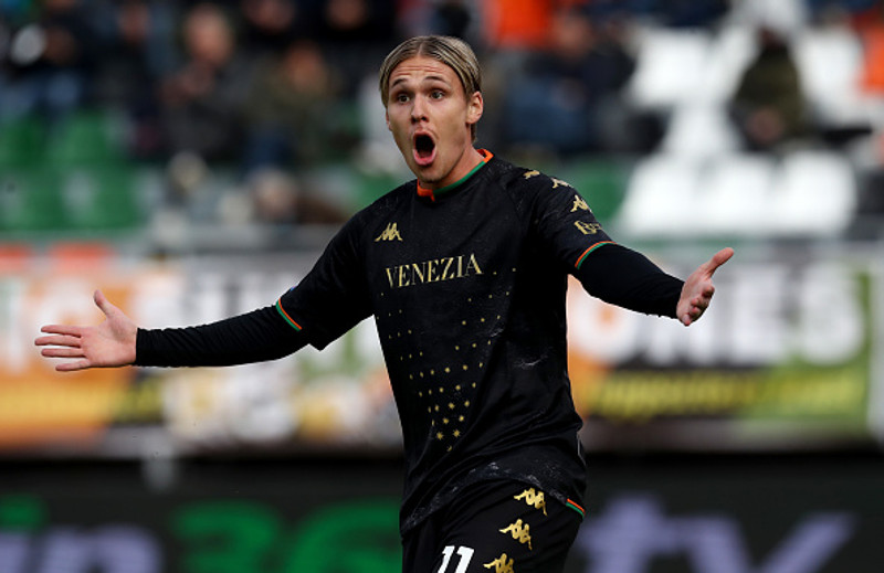 Arnór Sigurðsson spilar fyrir Venezia.