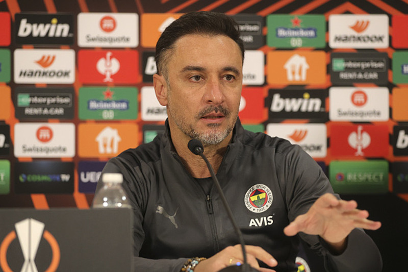 Vitor Pereira virðist vera að taka við Everton.
