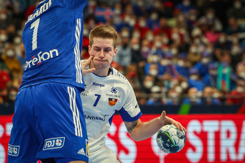 Viggó er nú atvinnumaður með Stuttgart í Þýskalandi.