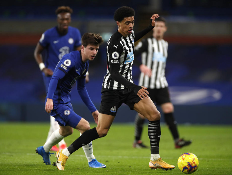 Watford fær Jamal Lewis á láni frá Newcastle (Staðfest)