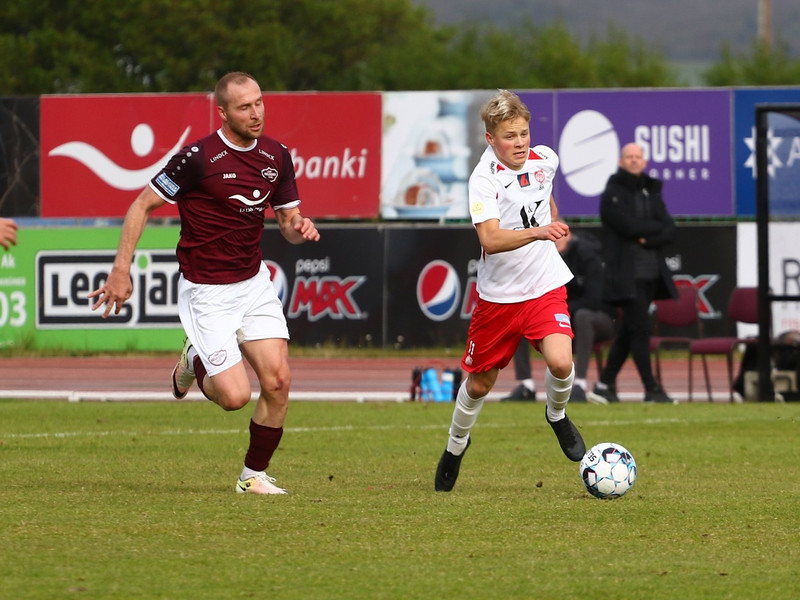 Láki kom inn á Kristófer Kristjánsson sem bjó til fyrsta mark Þórs.