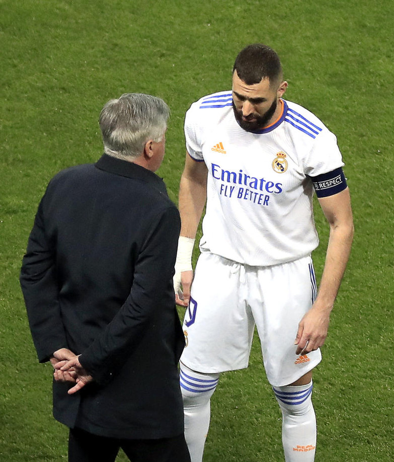 Ákvörðun Benzema kom Ancelotti á óvart - „Sagði okkur þetta í morgun"