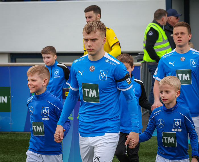 Það skapar ákveðna stemningu þegar að fólkið þekkir leikmennina