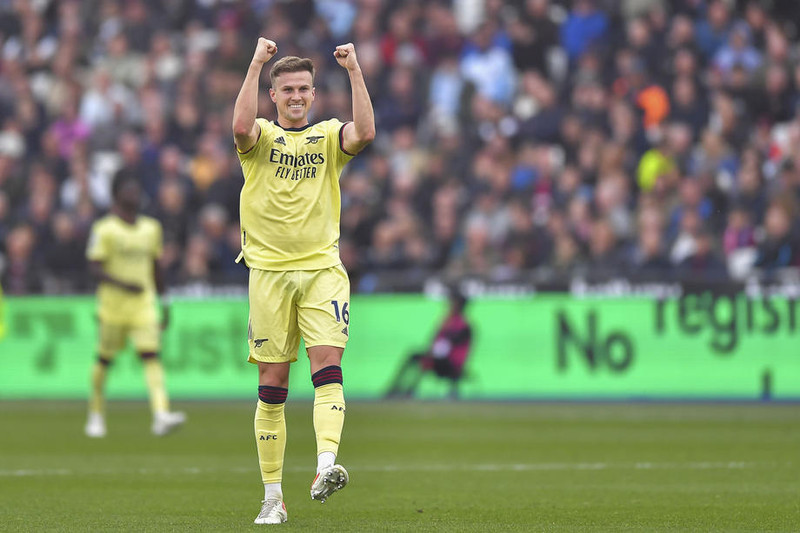 Rob Holding.