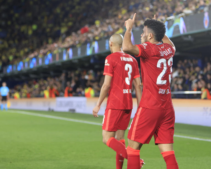<b>Sóknarmaður: Luis Díaz (Liverpool)</b> - Gerði varnarmönnum Chelsea lífið leitt í bikarúrslitaleiknum og átti fleiri marktilraunir en nokkur annar leikmaður.