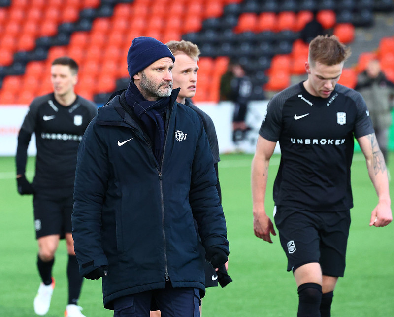 Sigurvin Ólafsson er hættur með KV