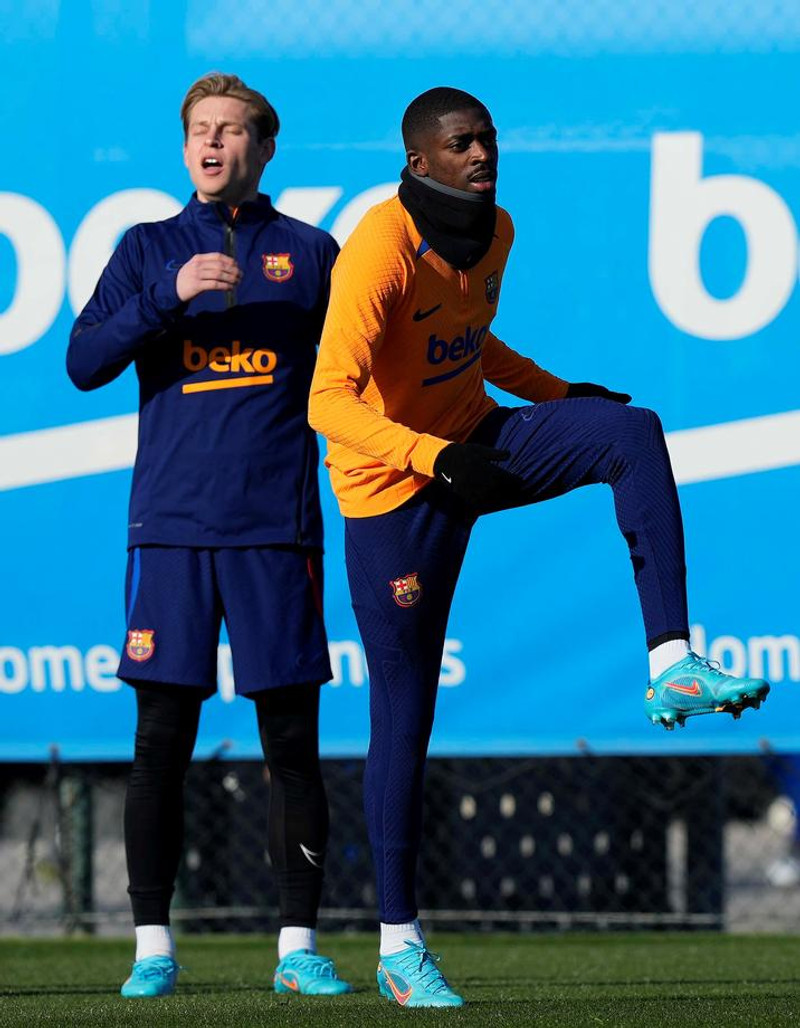 Barca vill halda De Jong en gæti þurft peninginn