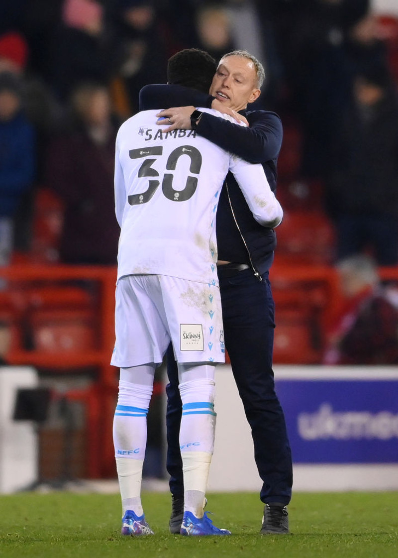 Championship: Nottingham í úrslit - Samba varði þrjár vítaspyrnur