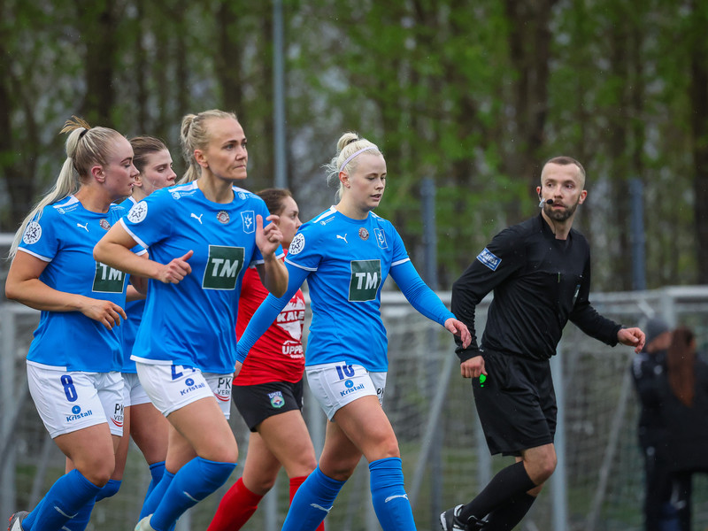 Myndaveisla: Stjörnusigur í Mosfellsbænum