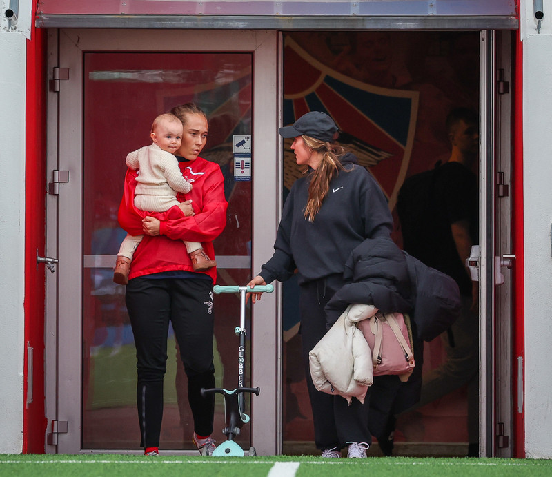 Myndaveisla: Valur vann KR auðveldlega