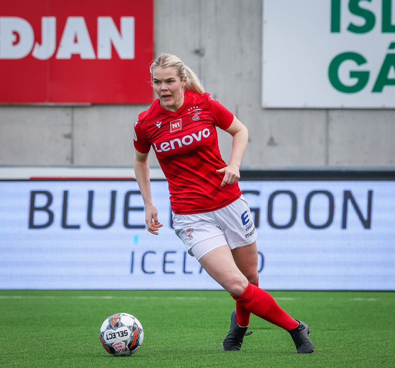 Myndaveisla: Valur vann KR auðveldlega