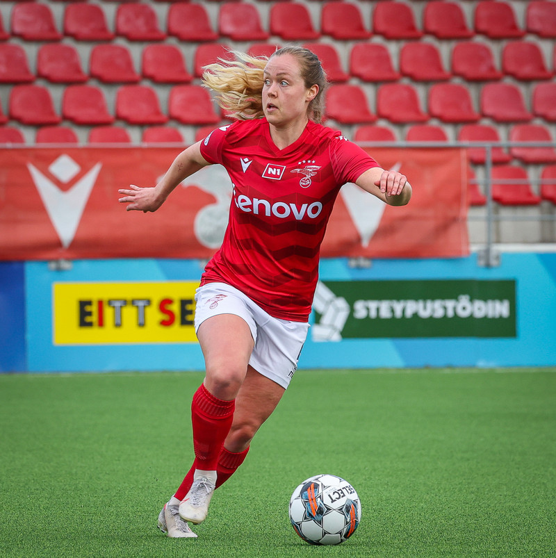 Myndaveisla: Valur vann KR auðveldlega